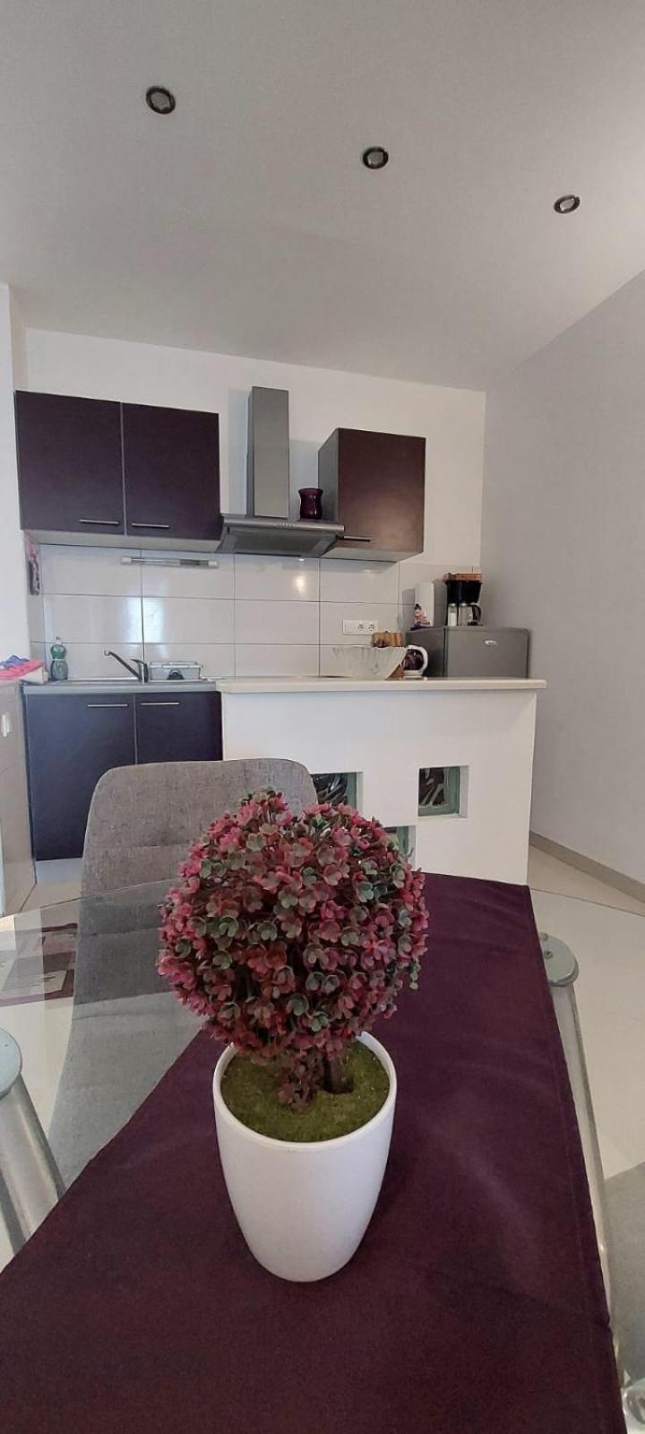Apartments Mestral Башка-Вода Экстерьер фото